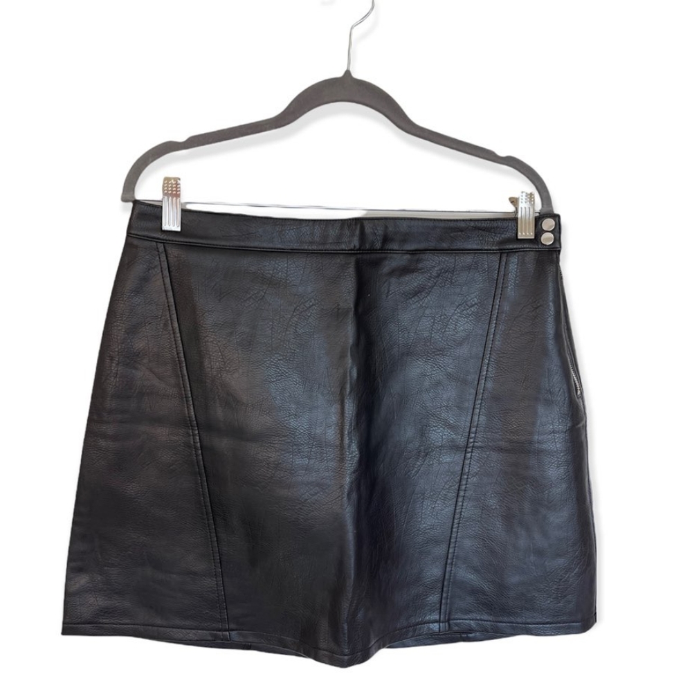 Zara faux leather mini skirt